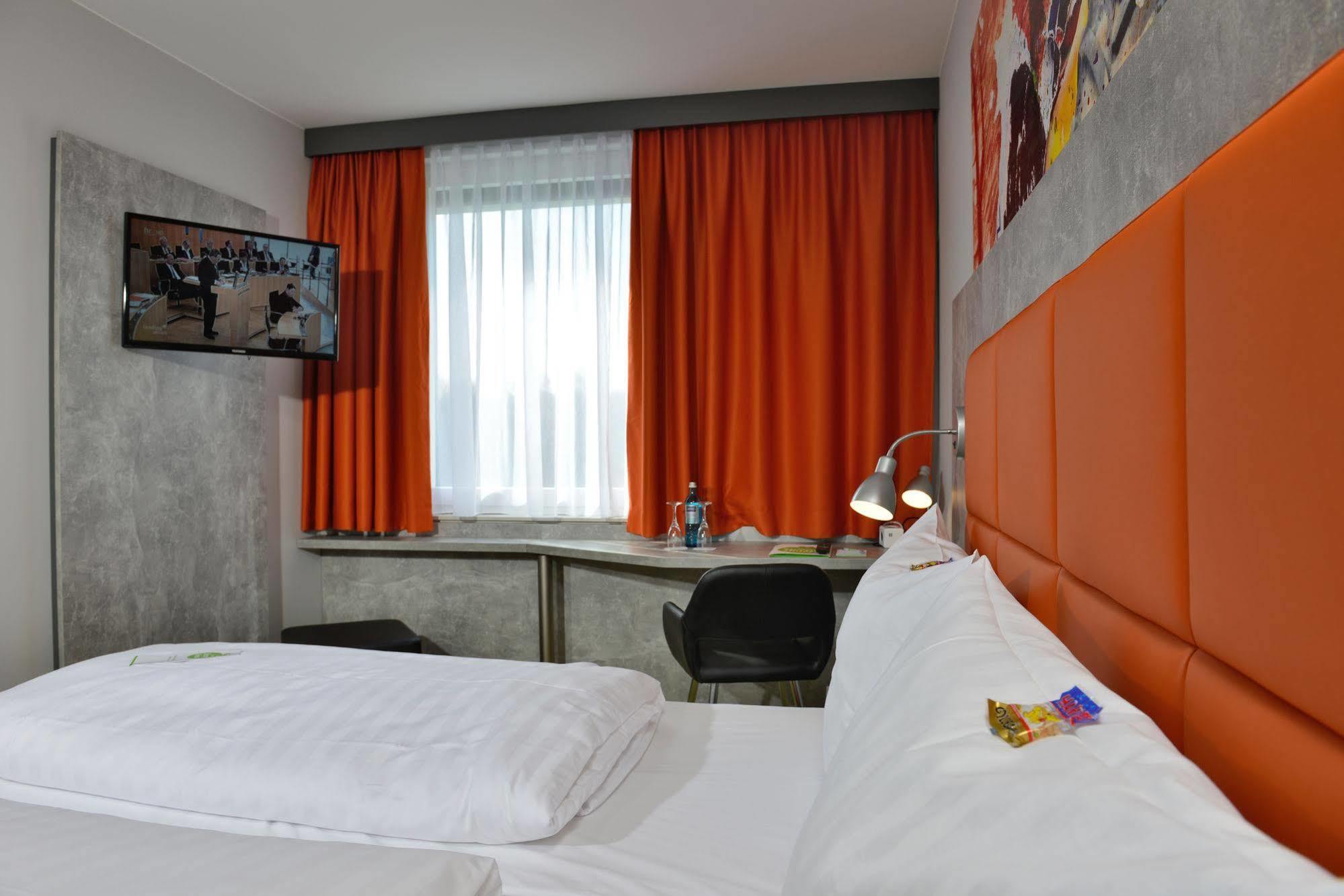 Sleepysleepy Hotel Gießen Zewnętrze zdjęcie